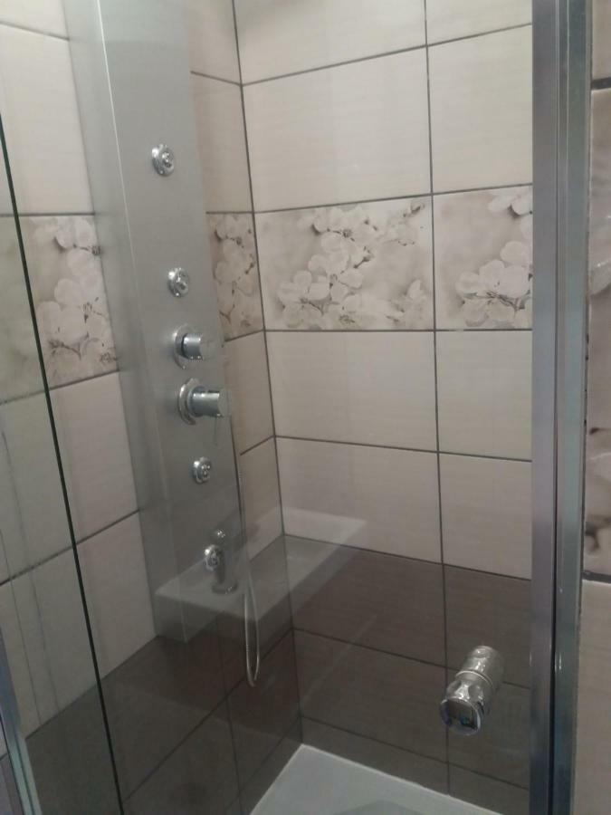 Neptun Apartman Domsod Buitenkant foto